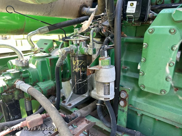 image for item EF2995 1994 John Deere 9600 combine