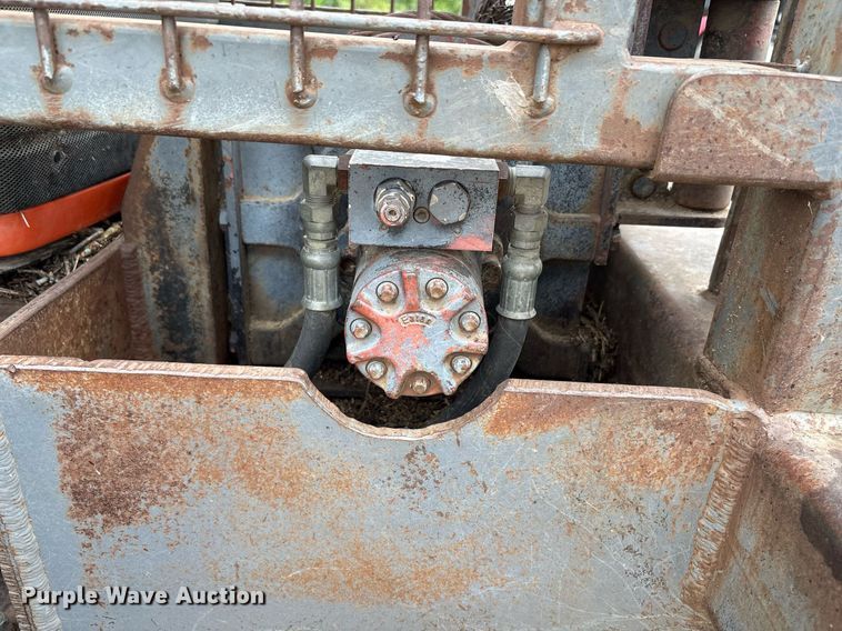 image for item EF3019 Kubota M105S MFWD tractor