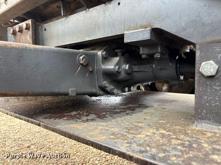 image for item EF3019 Kubota M105S MFWD tractor