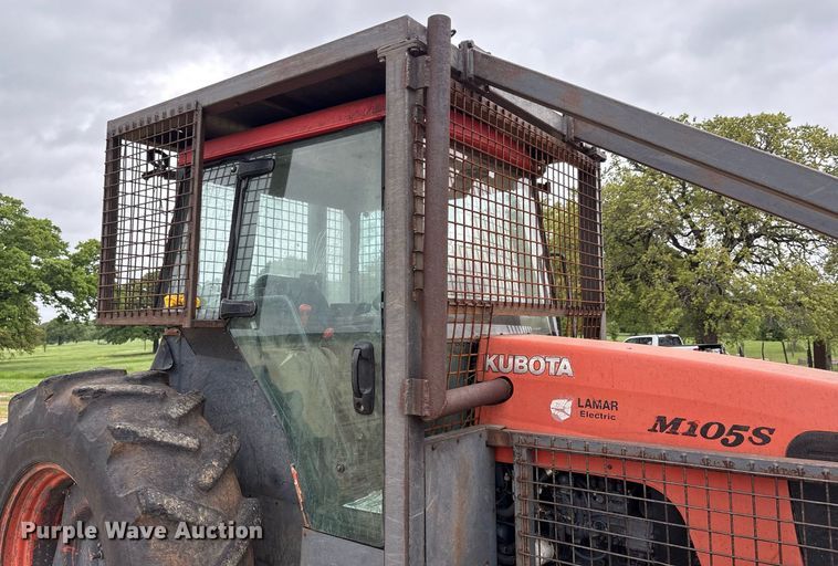 image for item EF3019 Kubota M105S MFWD tractor