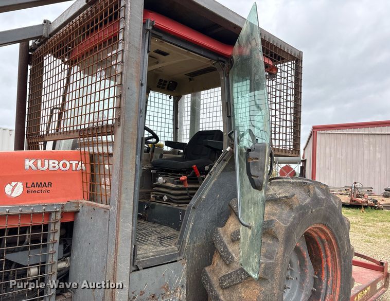 image for item EF3019 Kubota M105S MFWD tractor