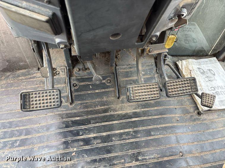 image for item EF3019 Kubota M105S MFWD tractor