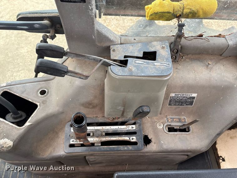 image for item EF3019 Kubota M105S MFWD tractor