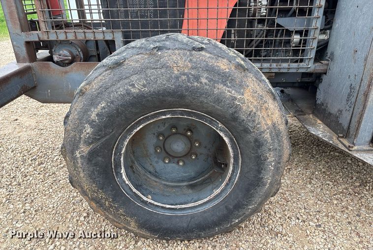 image for item EF3019 Kubota M105S MFWD tractor