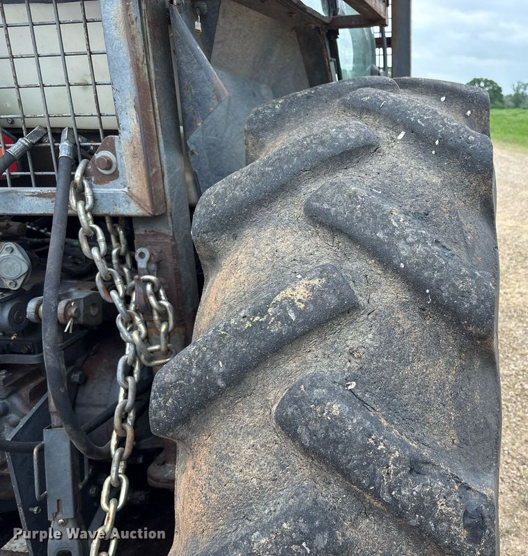 image for item EF3019 Kubota M105S MFWD tractor