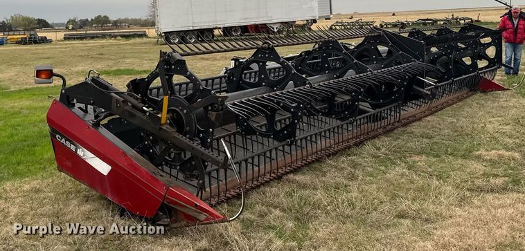 image for item EG6263 2005 Case IH 2062 draper head