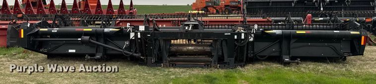image for item EG6263 2005 Case IH 2062 draper head
