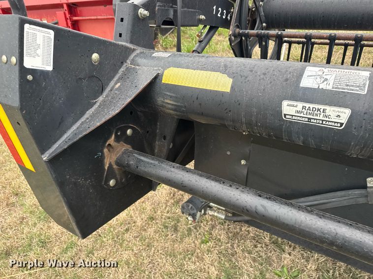 image for item EG6263 2005 Case IH 2062 draper head