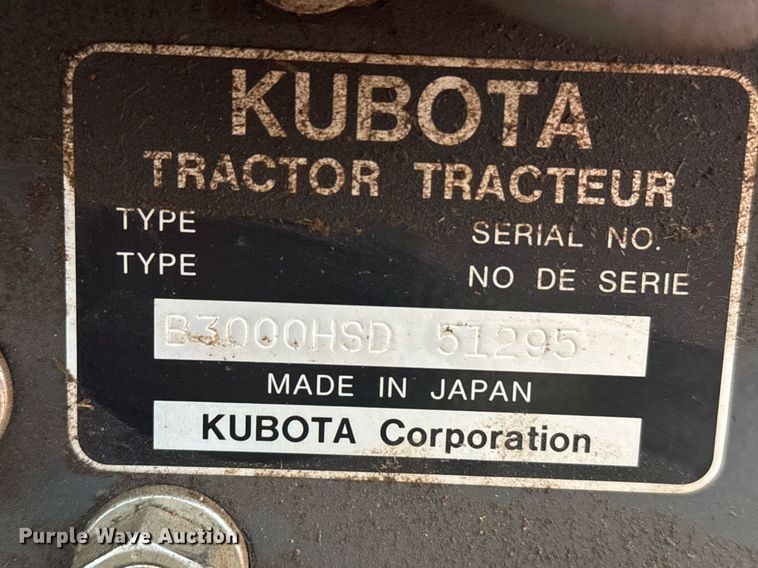 image for item EG6264 2012 Kubota B3000HSD MFWD tractor