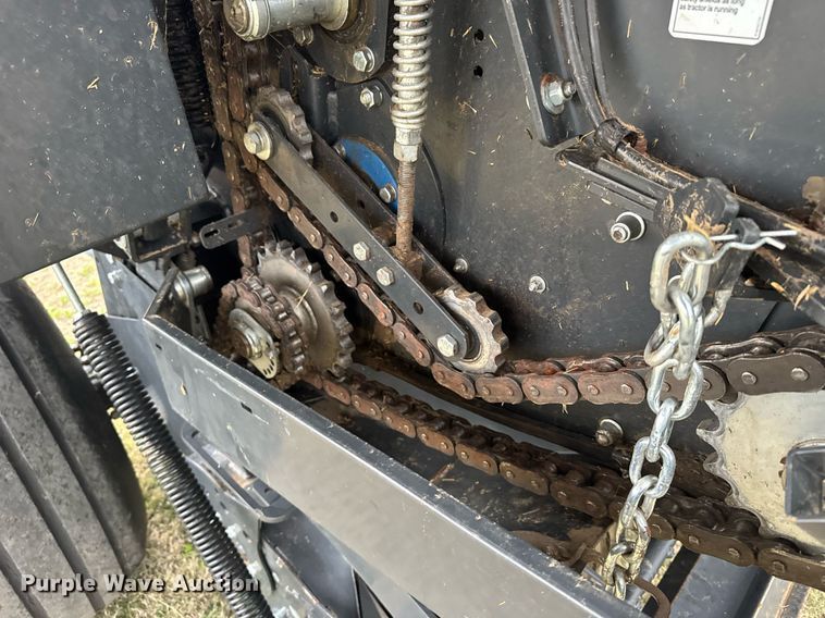 image for item EG6265 2020 Kubota BV4580 round baler