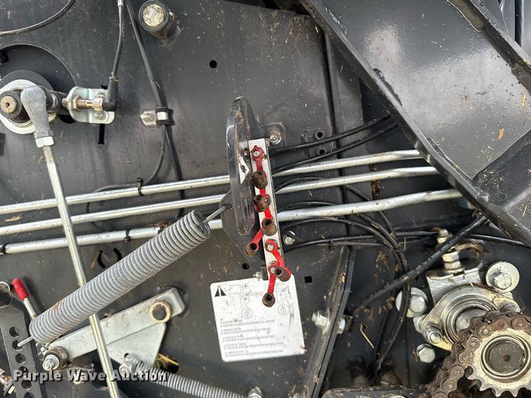 image for item EG6265 2020 Kubota BV4580 round baler