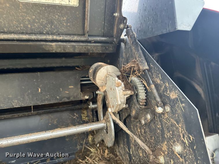 image for item EG6265 2020 Kubota BV4580 round baler