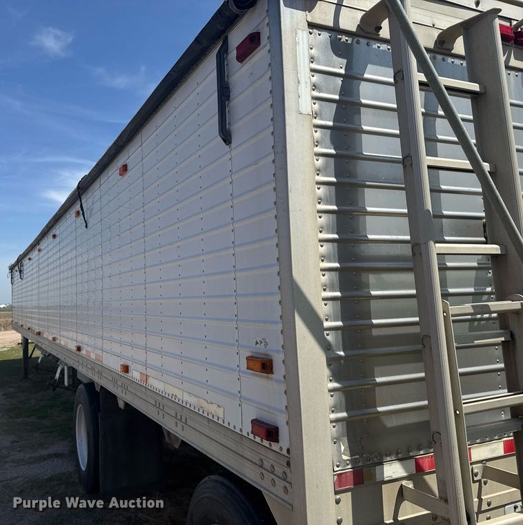 image for item EG6341 2007 Timpte grain trailer