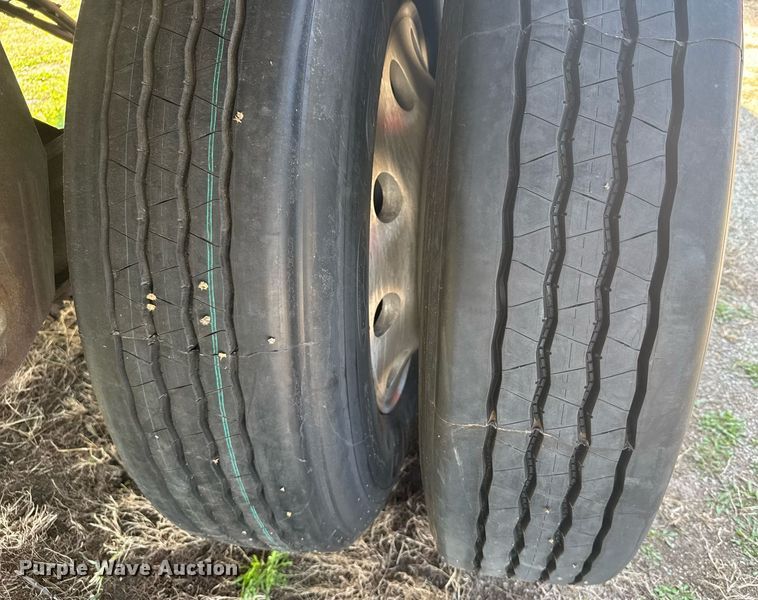 image for item EG6341 2007 Timpte grain trailer