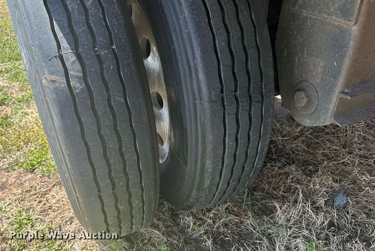 image for item EG6341 2007 Timpte grain trailer