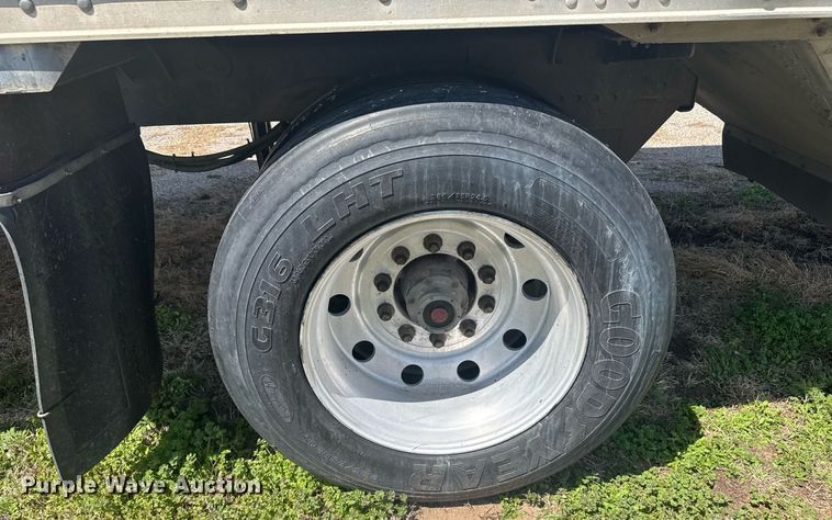 image for item EG6341 2007 Timpte grain trailer