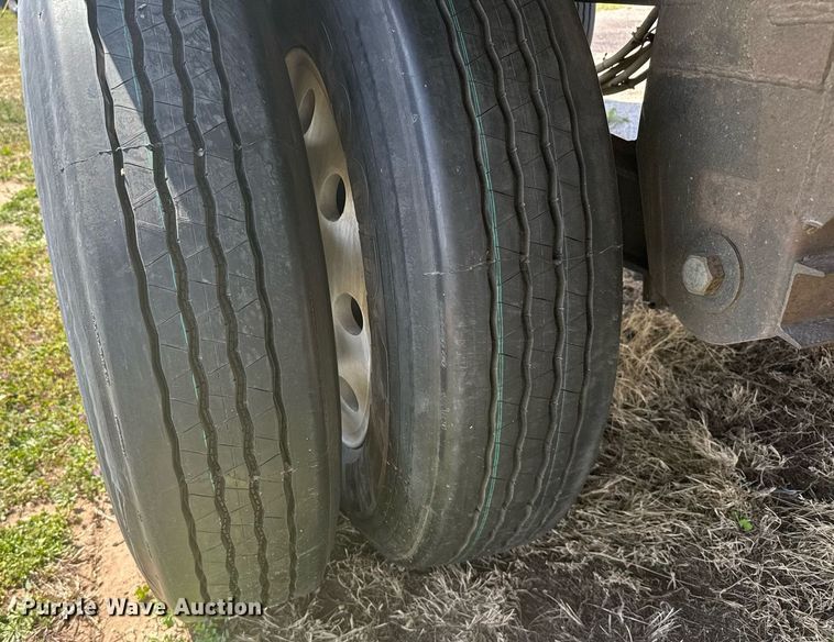 image for item EG6341 2007 Timpte grain trailer