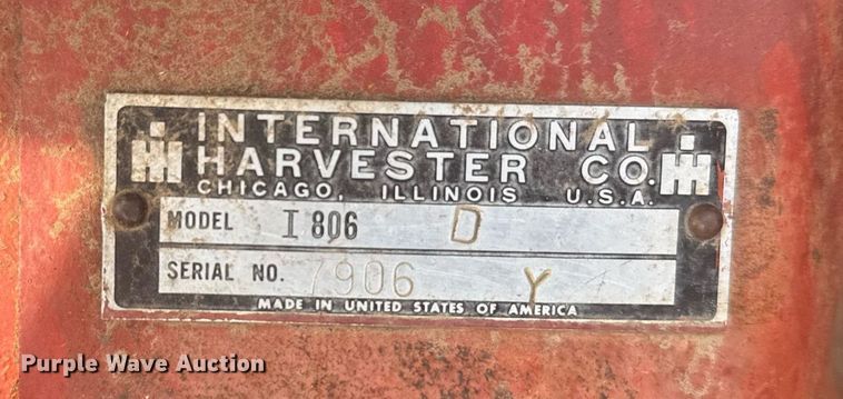 image for item EG6342 1967 International 806 tractor