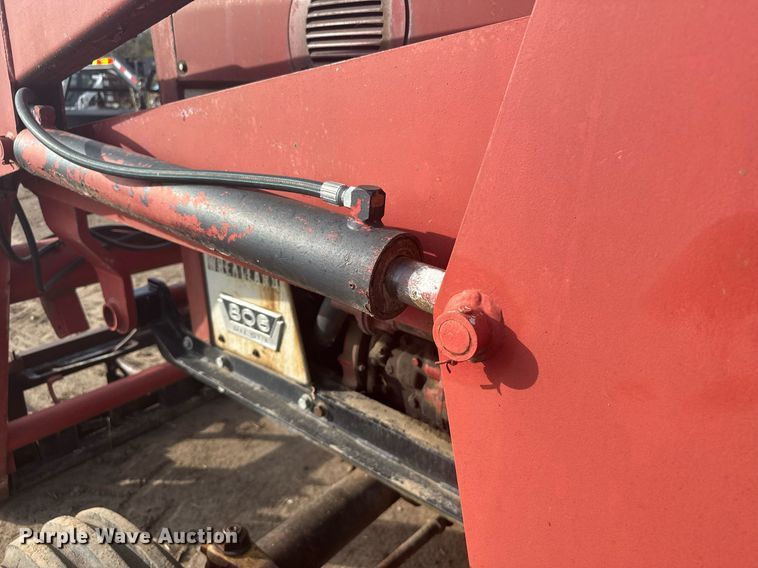 image for item EG6342 1967 International 806 tractor