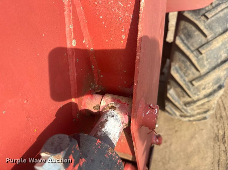 image for item EG6342 1967 International 806 tractor