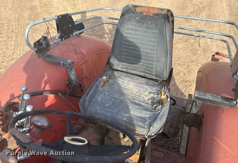 image for item EG6342 1967 International 806 tractor