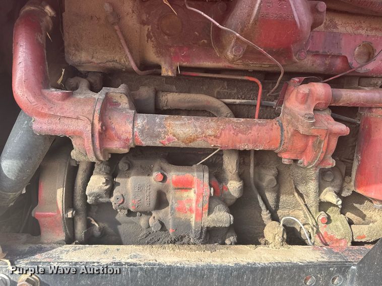 image for item EG6342 1967 International 806 tractor