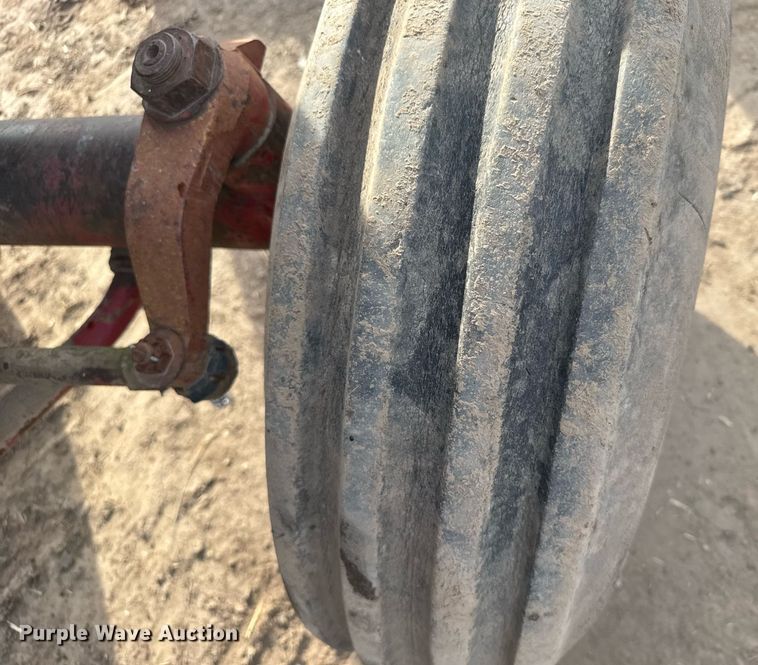 image for item EG6342 1967 International 806 tractor