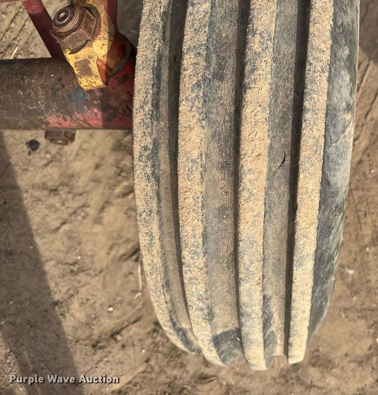 image for item EG6342 1967 International 806 tractor