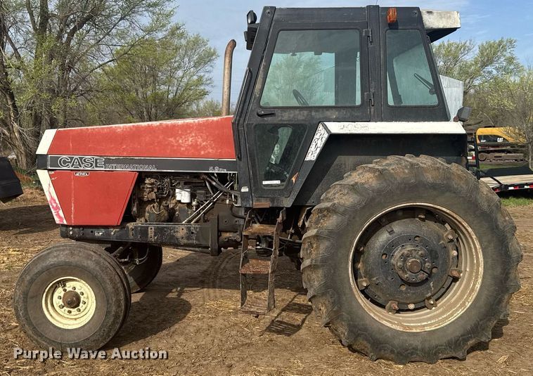 image for item EG6343 1986 Case International 2096 tractor
