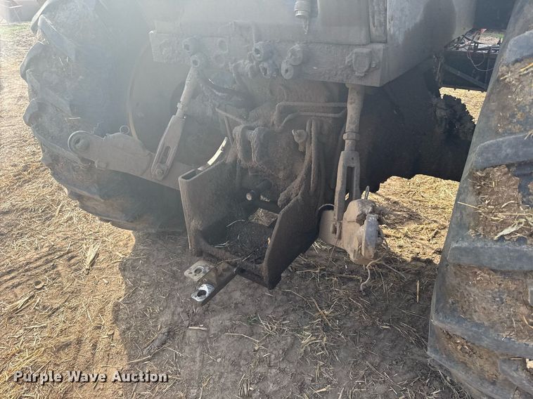 image for item EG6343 1986 Case International 2096 tractor