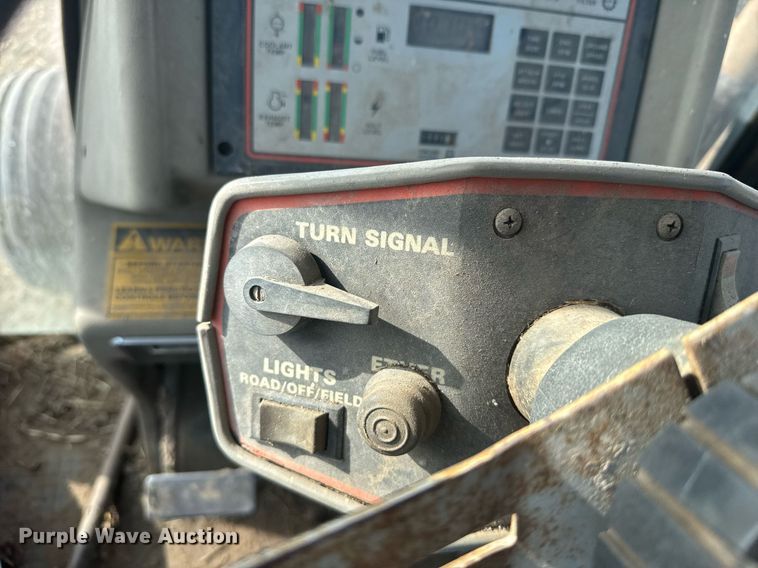 image for item EG6343 1986 Case International 2096 tractor