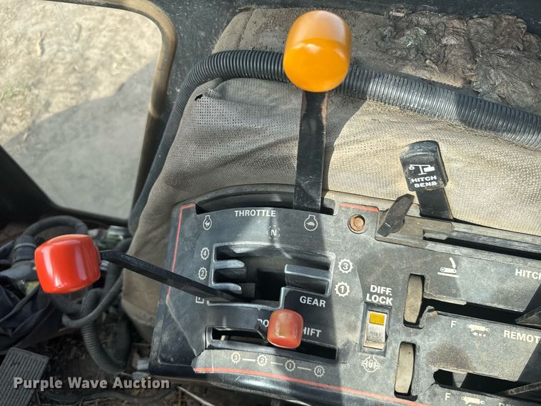 image for item EG6343 1986 Case International 2096 tractor