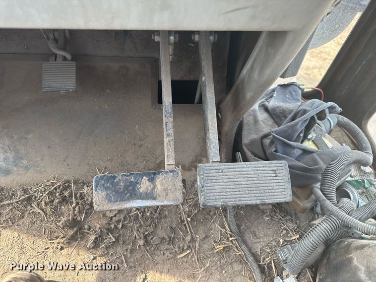 image for item EG6343 1986 Case International 2096 tractor