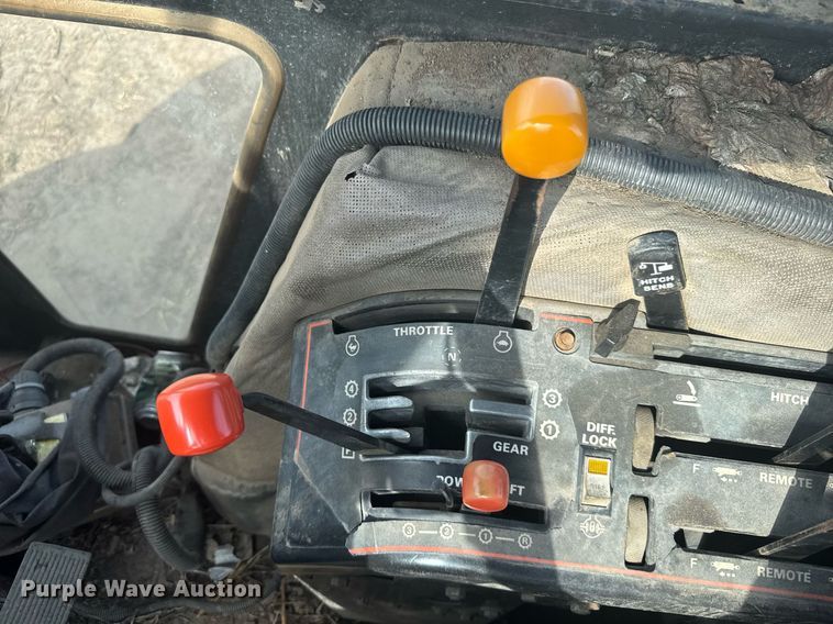 image for item EG6343 1986 Case International 2096 tractor