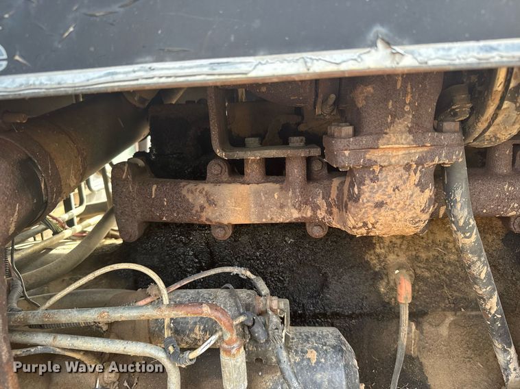 image for item EG6343 1986 Case International 2096 tractor