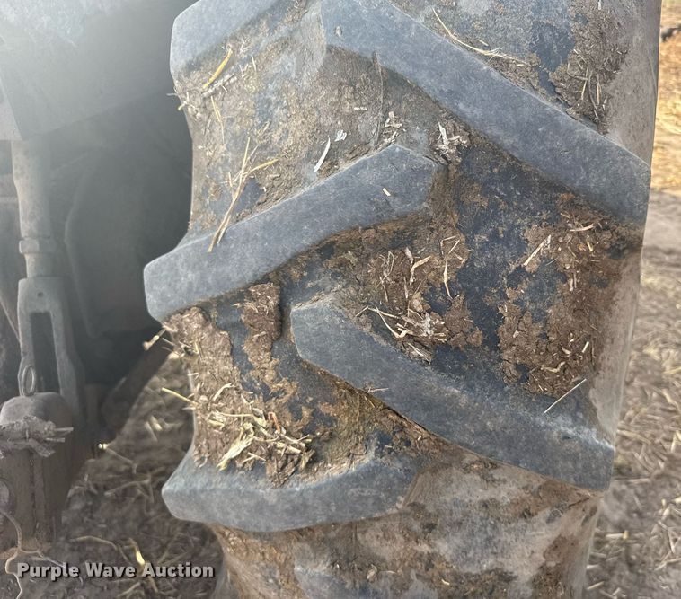 image for item EG6343 1986 Case International 2096 tractor