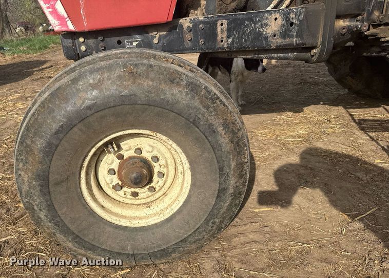 image for item EG6343 1986 Case International 2096 tractor