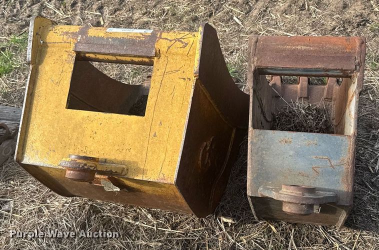 image for item EG6344 (2) CP backhoe buckets