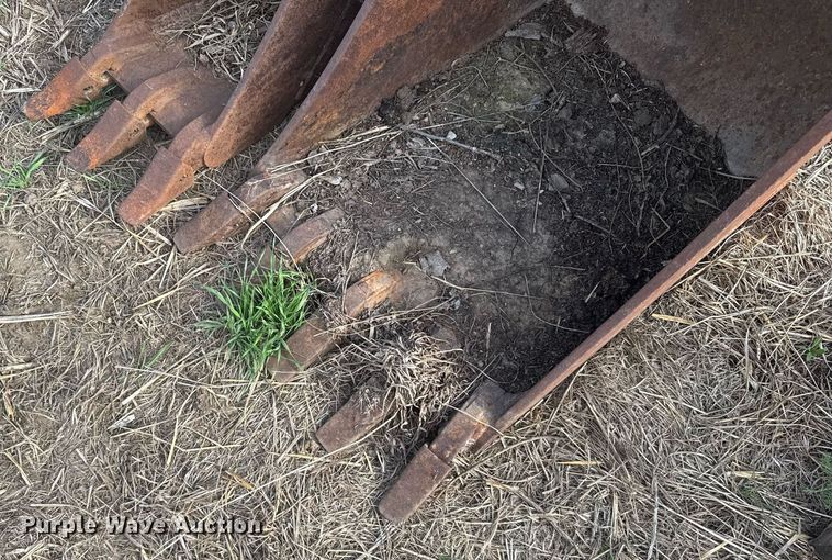 image for item EG6344 (2) CP backhoe buckets