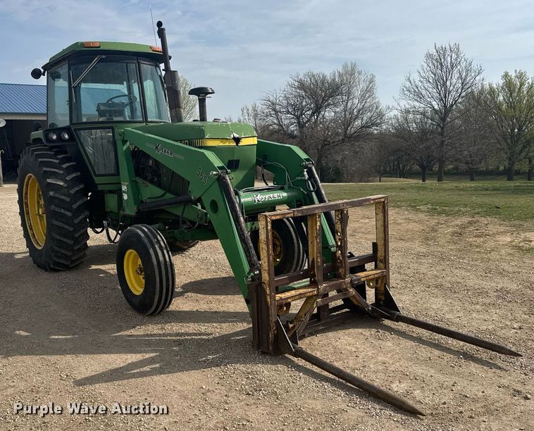 image for item EG6346 1981 John Deere 4240 tractor