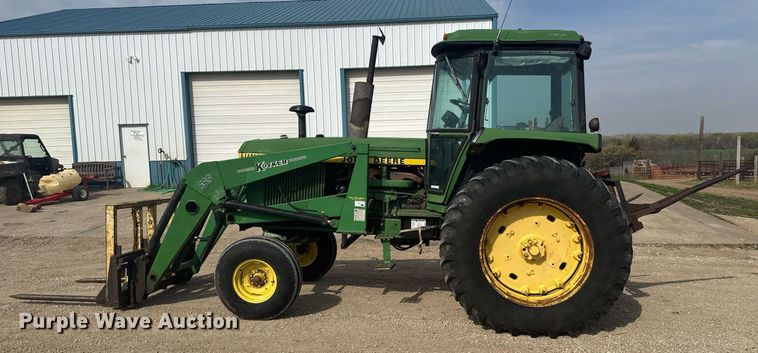 image for item EG6346 1981 John Deere 4240 tractor
