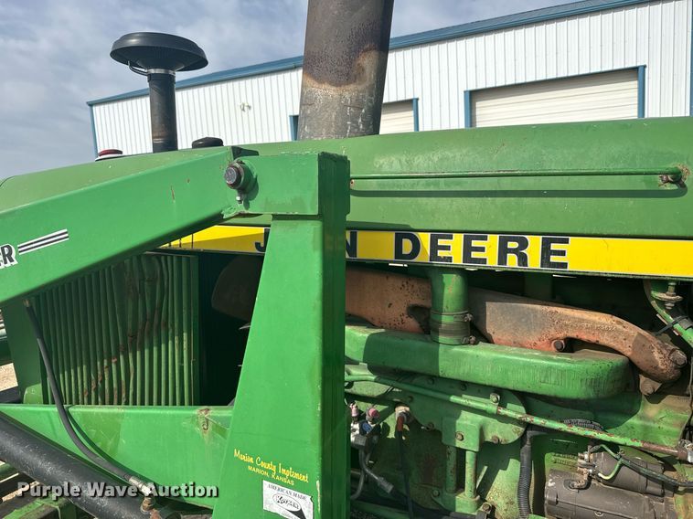 image for item EG6346 1981 John Deere 4240 tractor