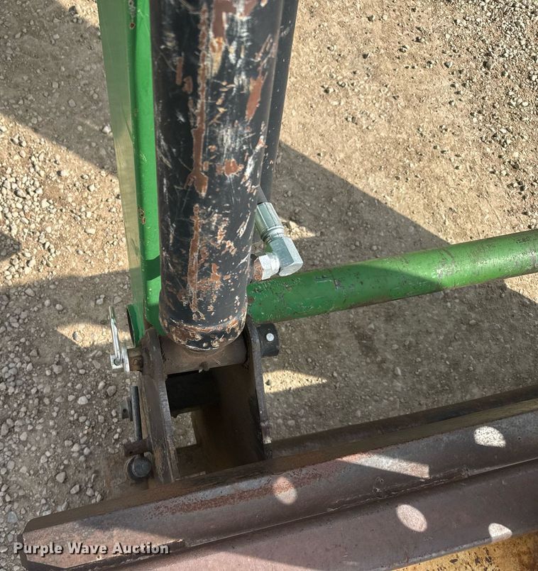 image for item EG6346 1981 John Deere 4240 tractor