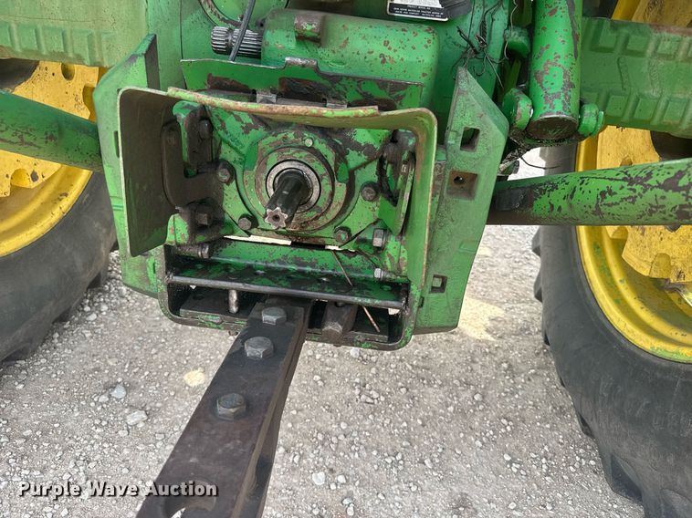 image for item EG6346 1981 John Deere 4240 tractor