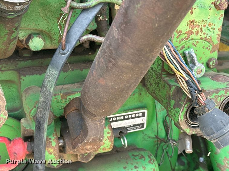 image for item EG6346 1981 John Deere 4240 tractor