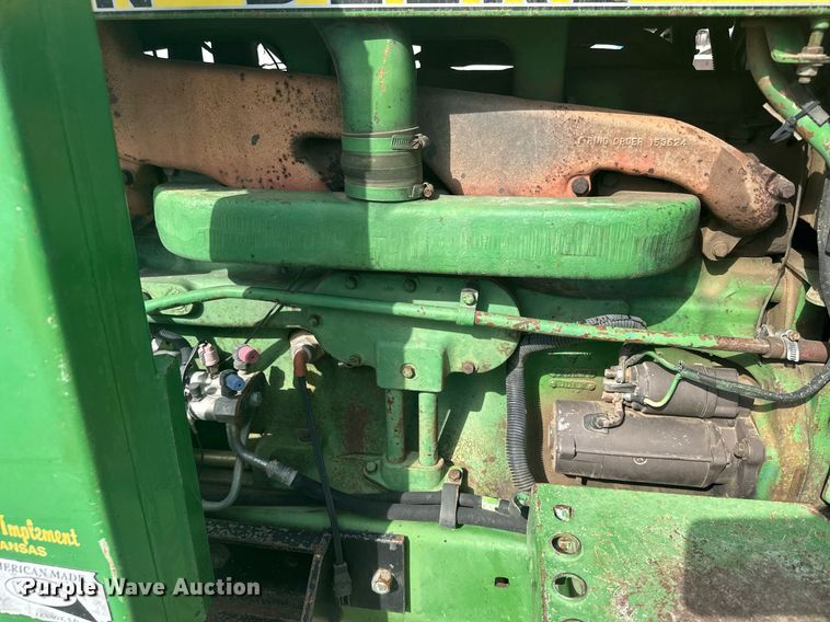 image for item EG6346 1981 John Deere 4240 tractor