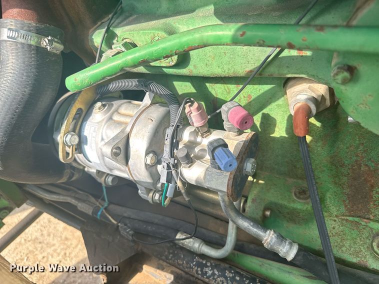 image for item EG6346 1981 John Deere 4240 tractor