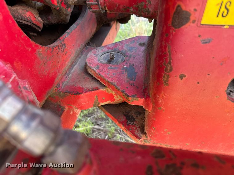 image for item EG6356 1982 Versatile 895 4WD tractor