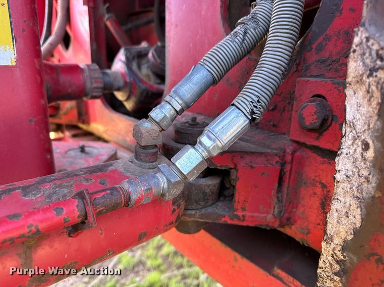 image for item EG6356 1982 Versatile 895 4WD tractor