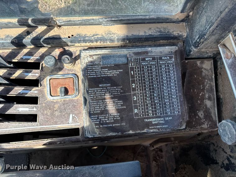 image for item EG6356 1982 Versatile 895 4WD tractor